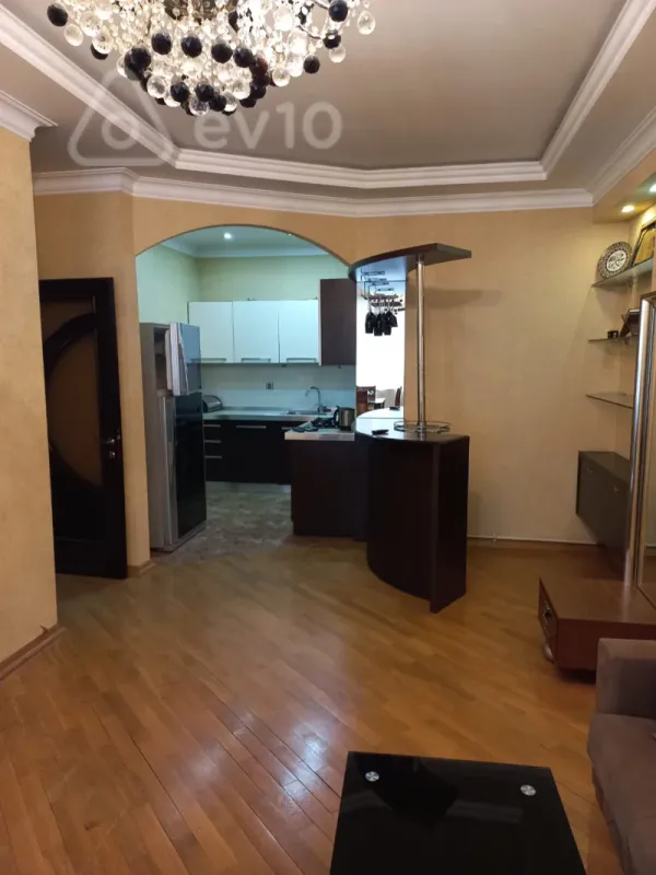 Kirayə verilir 3 otaqlı yeni tikili 97 m²
