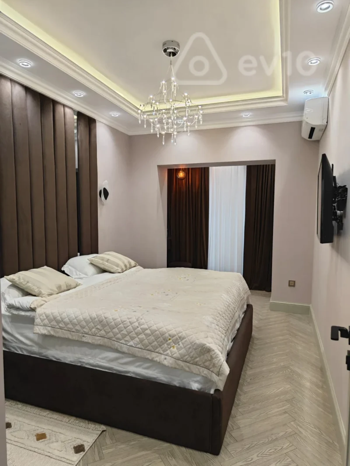 Satılır 2 otaqlı yeni tikili 68 m²