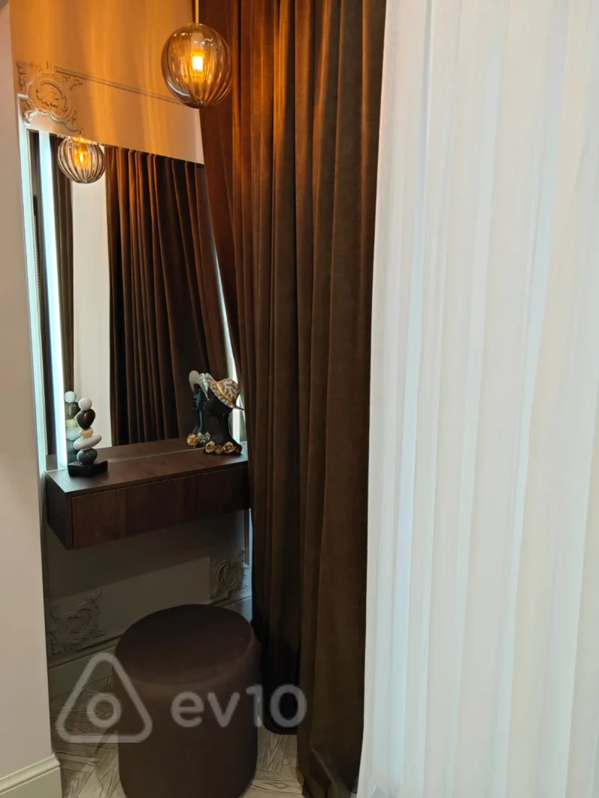 Satılır 2 otaqlı yeni tikili 68 m²