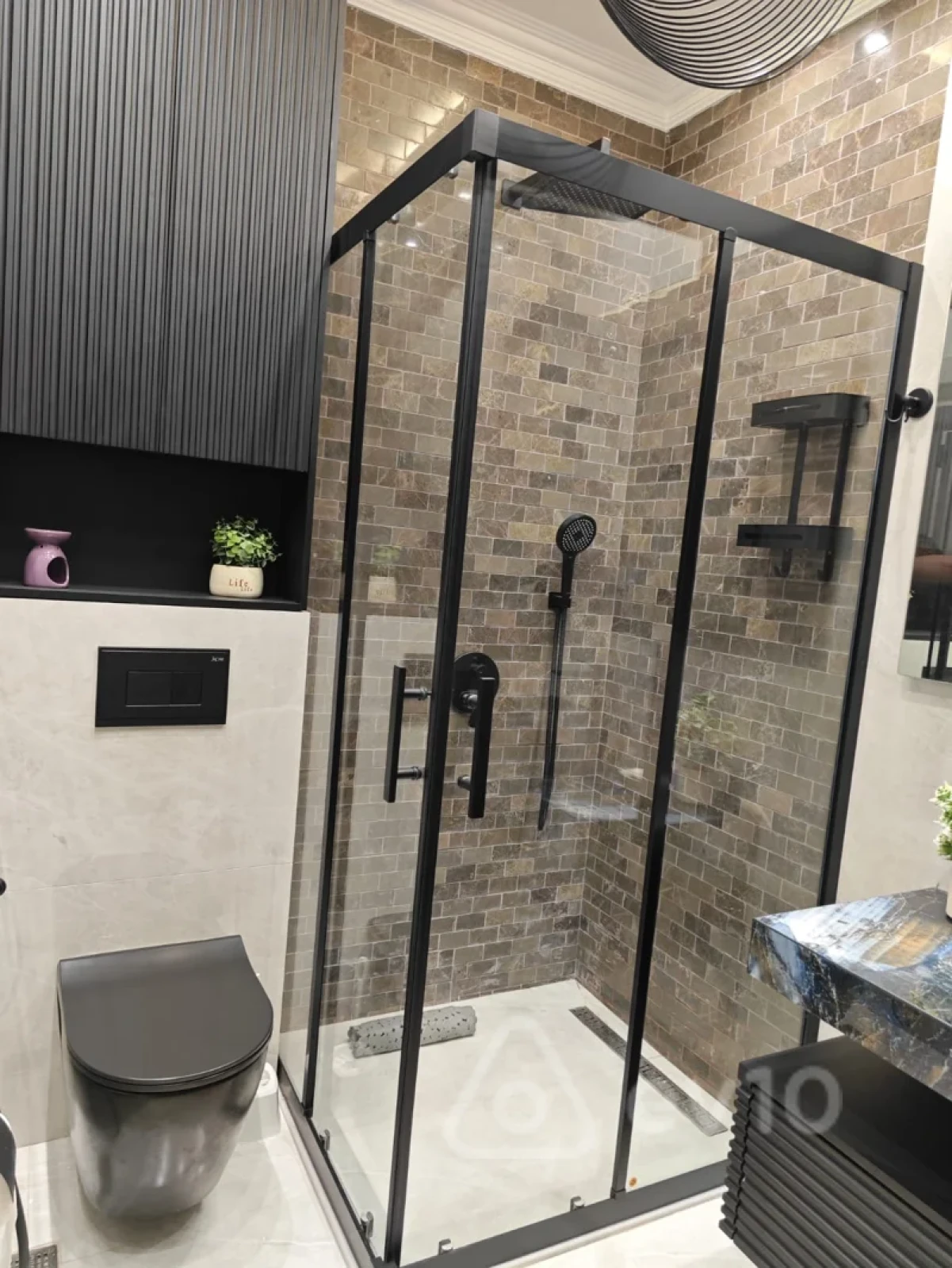 Satılır 2 otaqlı yeni tikili 68 m²