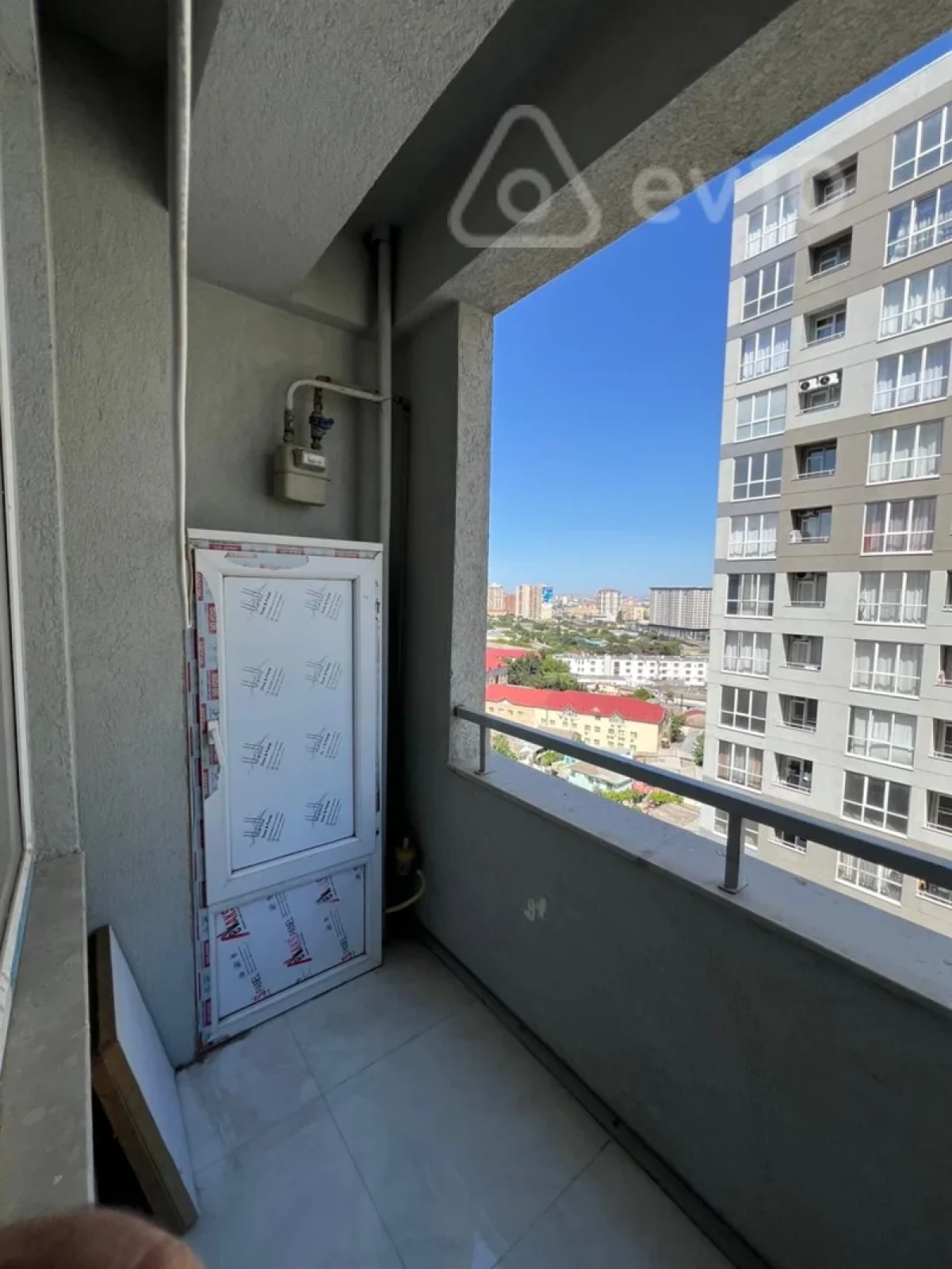 Kirayə verilir 2 otaqlı yeni tikili 55 m²