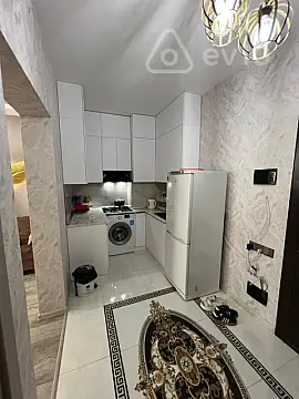 Kirayə verilir 2 otaqlı yeni tikili 55 m²