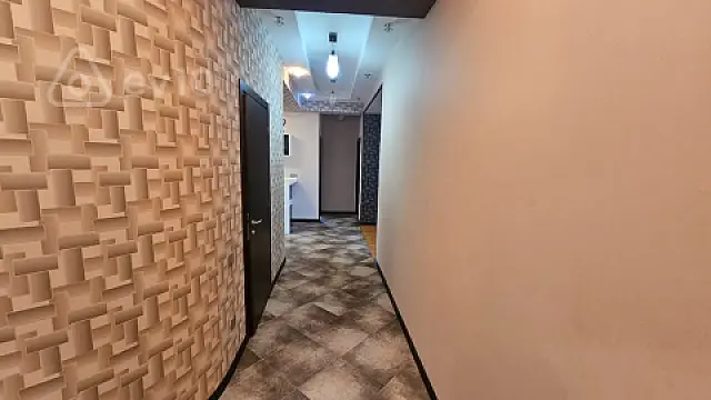 Kirayə verilir 3 otaqlı yeni tikili 155 m²