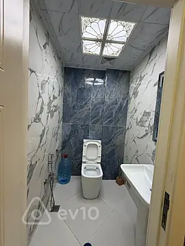 Kirayə verilir 3 otaqlı yeni tikili 120 m²