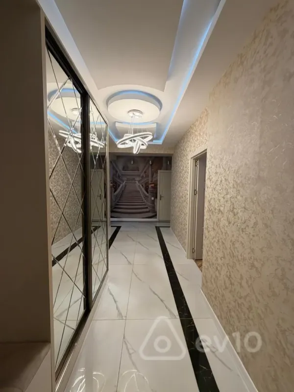 Kirayə verilir 3 otaqlı yeni tikili 120 m²