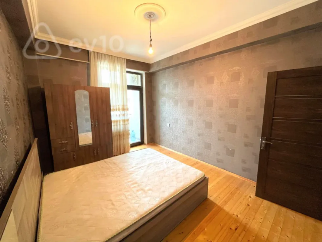 Kirayə verilir 2 otaqlı yeni tikili 70 m²