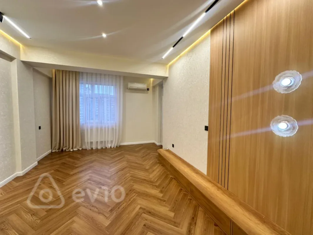 Satılır 2 otaqlı yeni tikili 81 m²