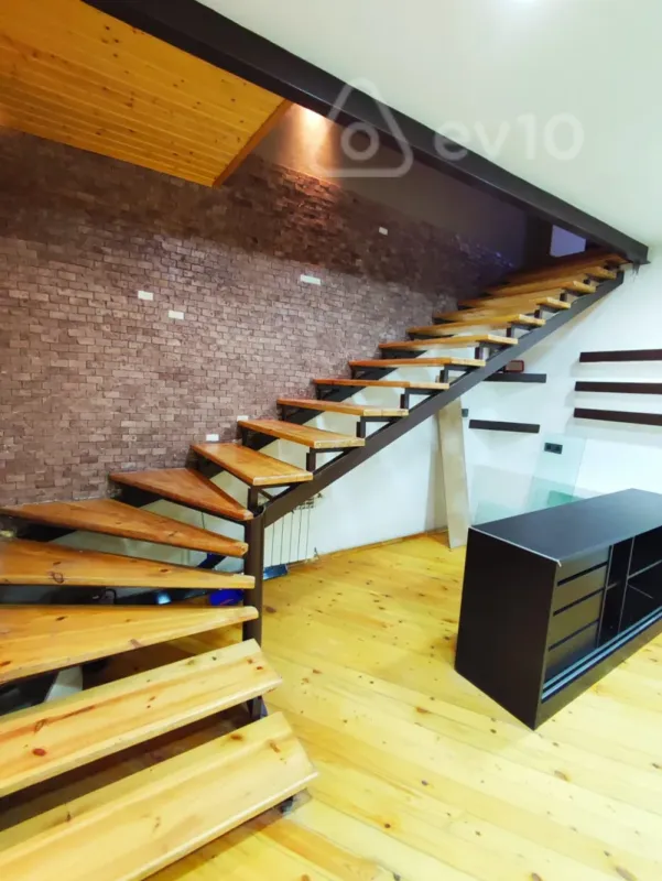 Kirayə verilir 3 otaqlı ofis 80 m²