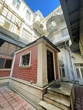 Kirayə verilir 3 otaqlı ofis 80 m²
