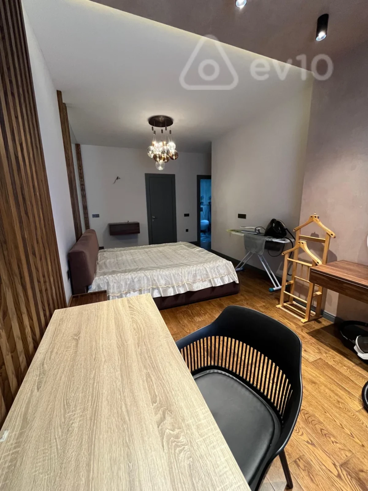 Satılır 4 otaqlı yeni tikili 185 m²