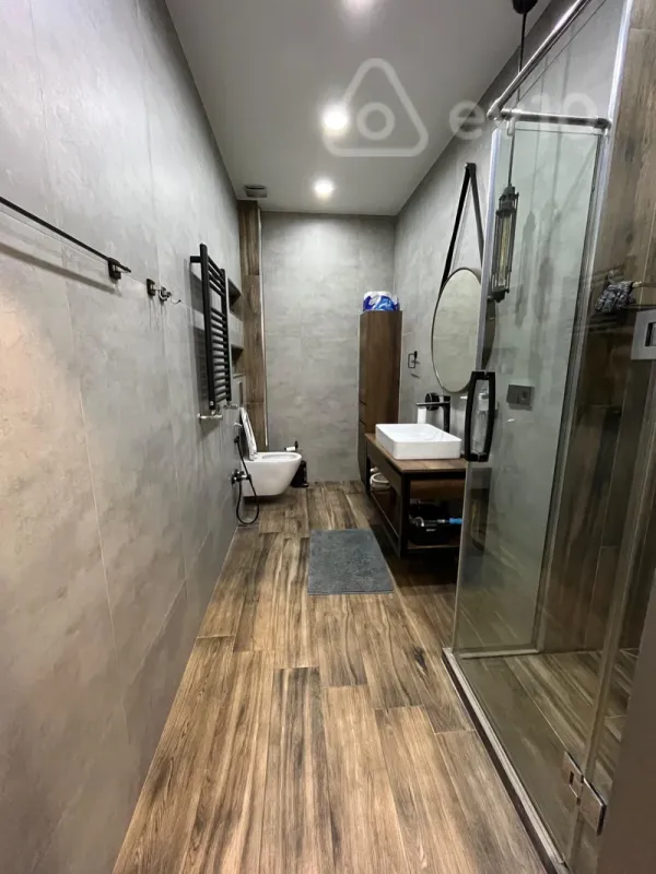 Satılır 4 otaqlı yeni tikili 185 m²