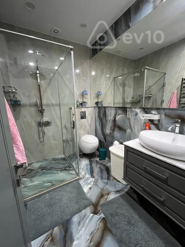 Satılır 4 otaqlı yeni tikili 185 m²