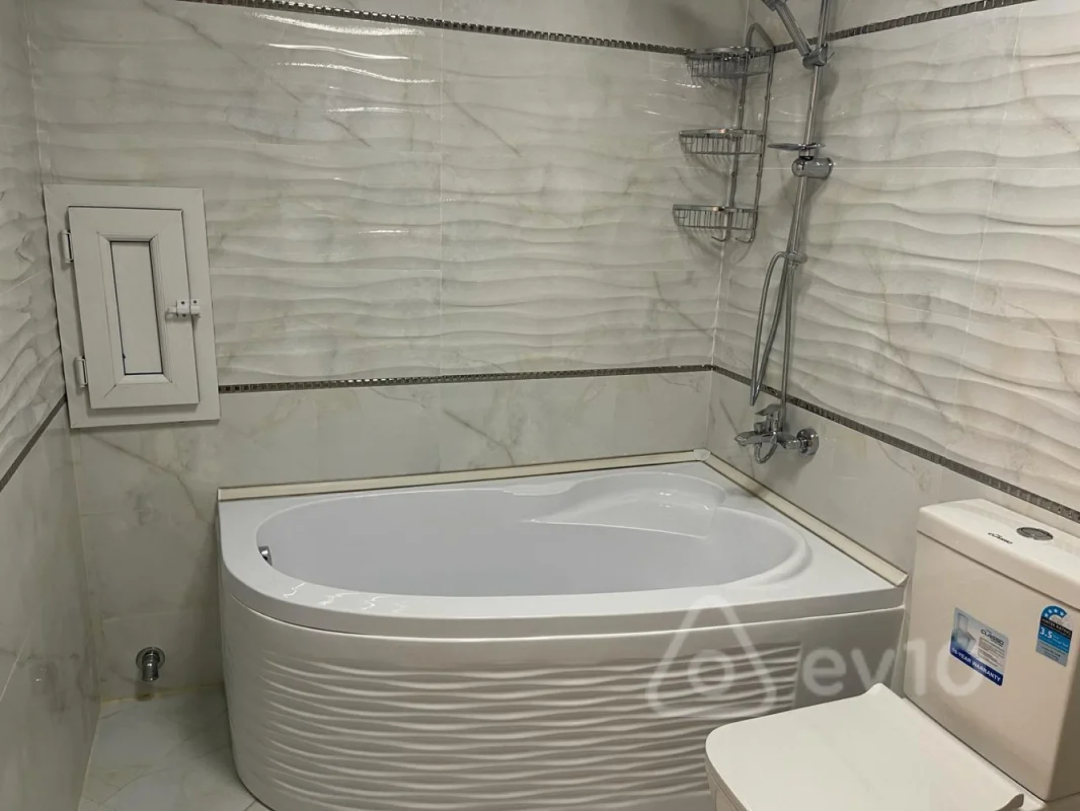 Kirayə verilir 3 otaqlı yeni tikili 120 m²