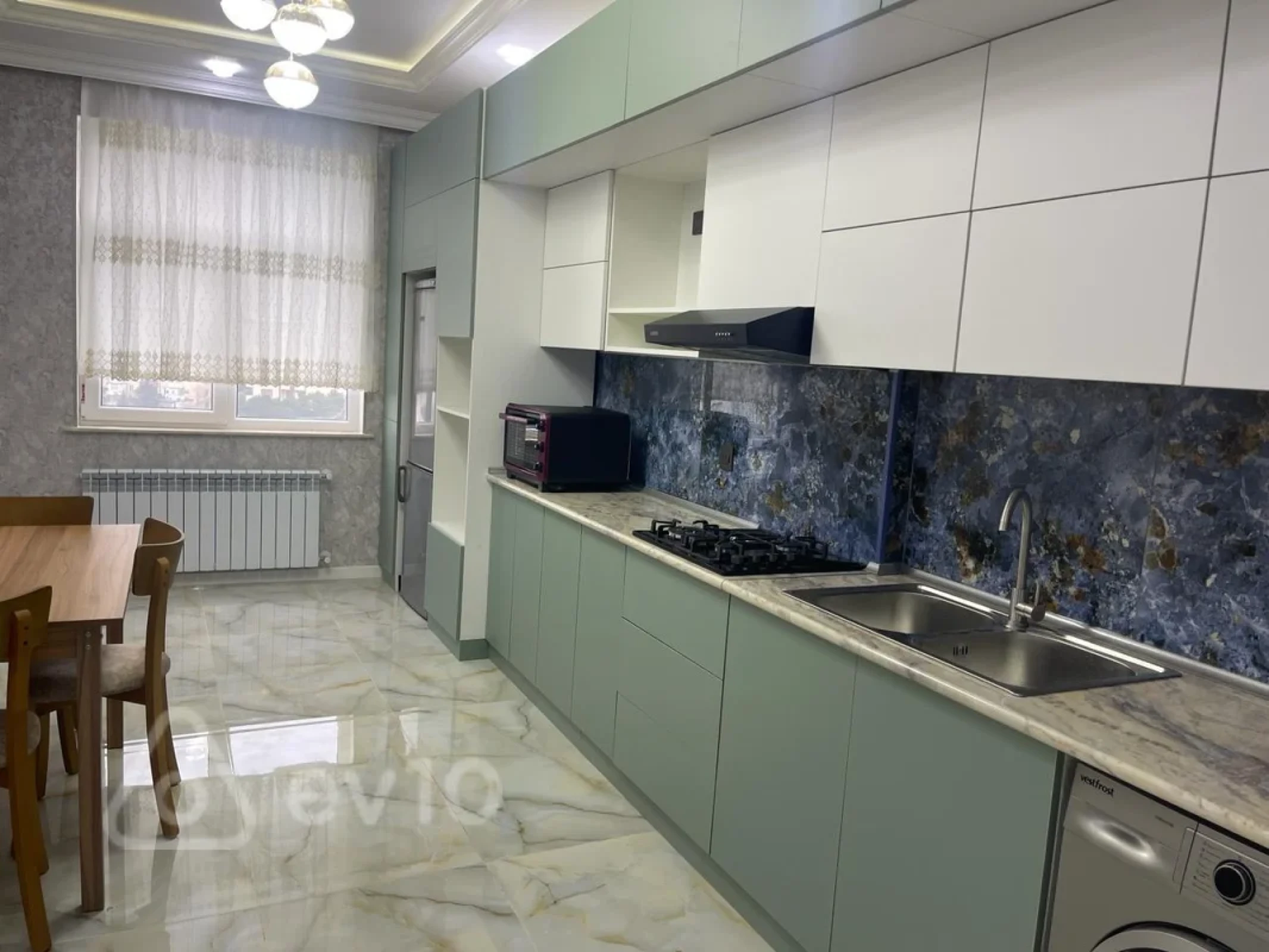 Kirayə verilir 3 otaqlı yeni tikili 120 m²