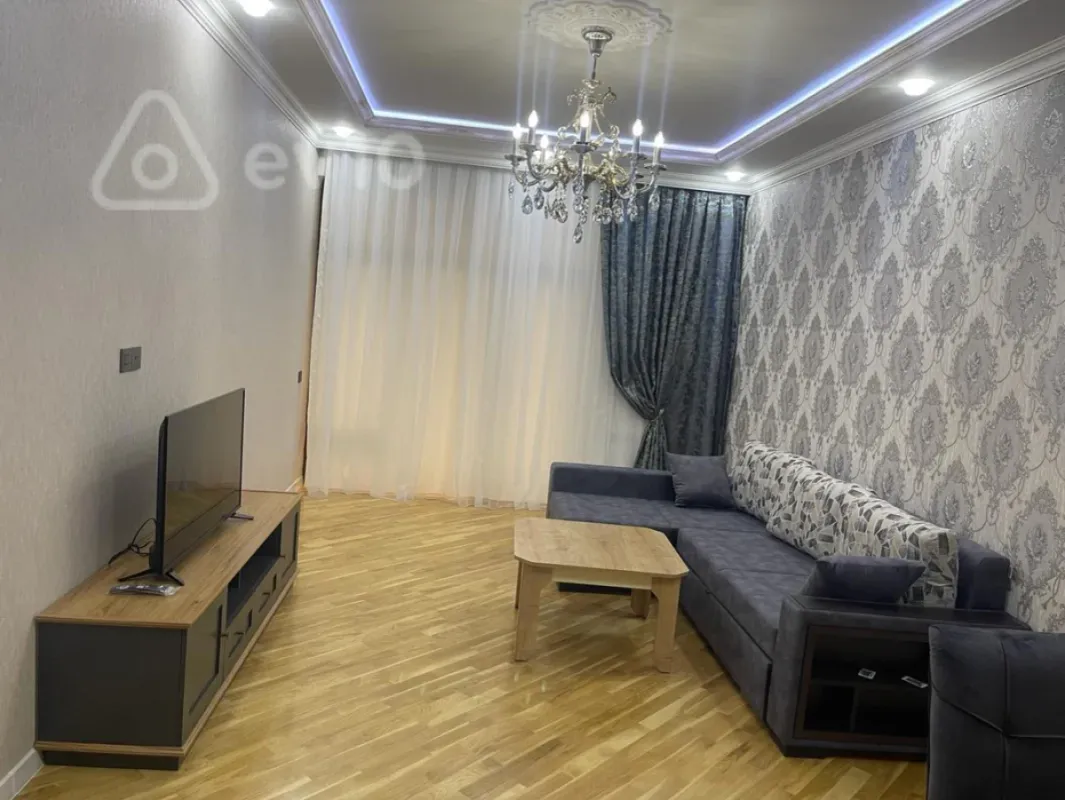 Kirayə verilir 3 otaqlı yeni tikili 120 m²