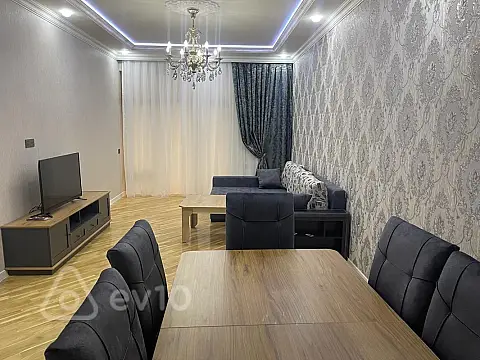 Kirayə verilir 3 otaqlı yeni tikili 120 m²
