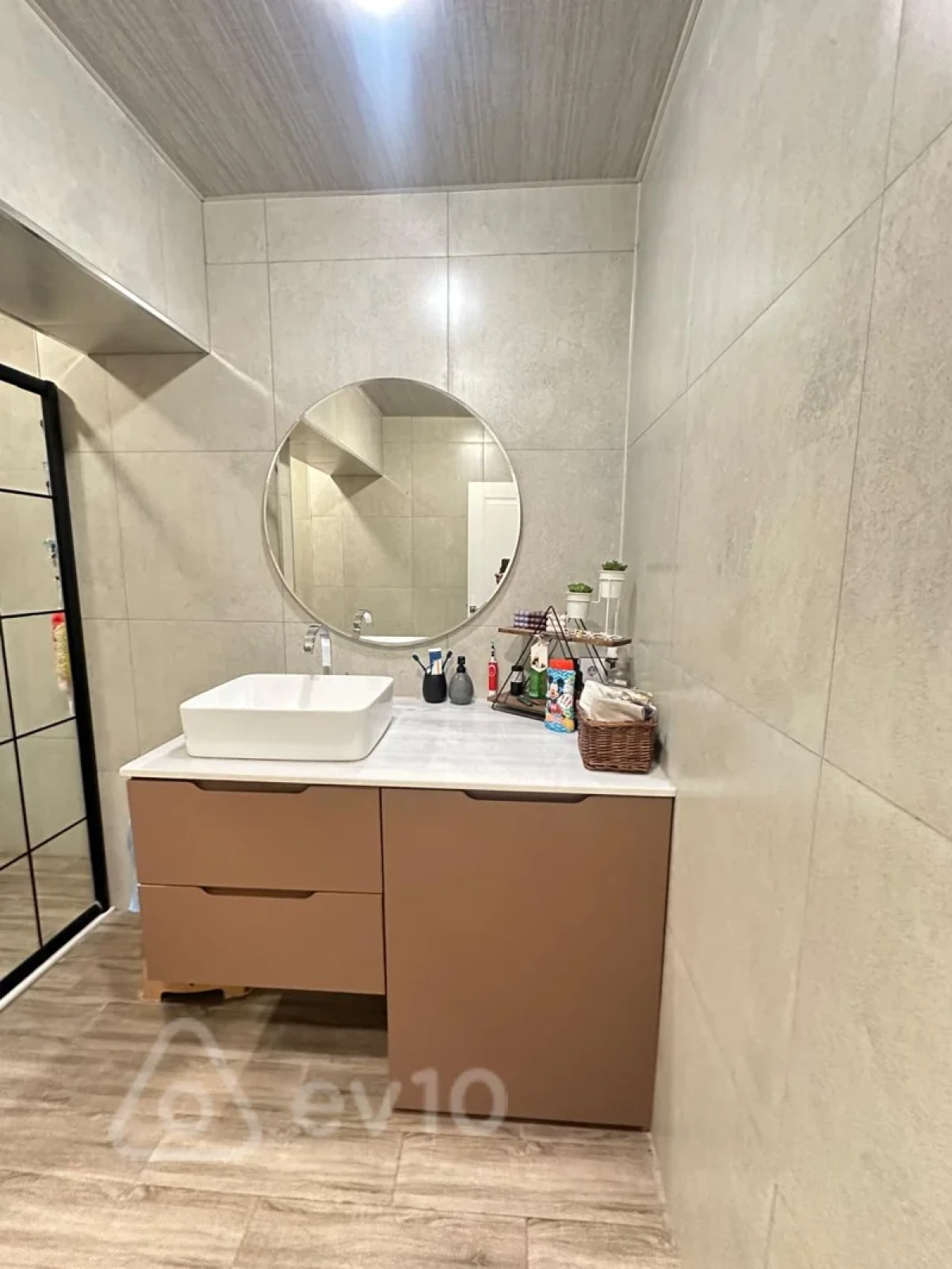 Satılır 3 otaqlı yeni tikili 130 m²