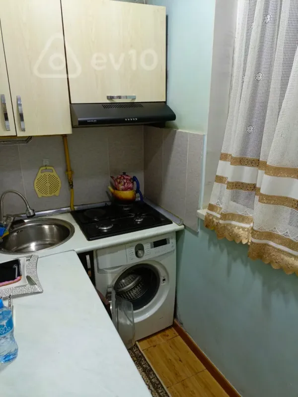 Kirayə verilir 2 otaqlı yeni tikili 50 m²