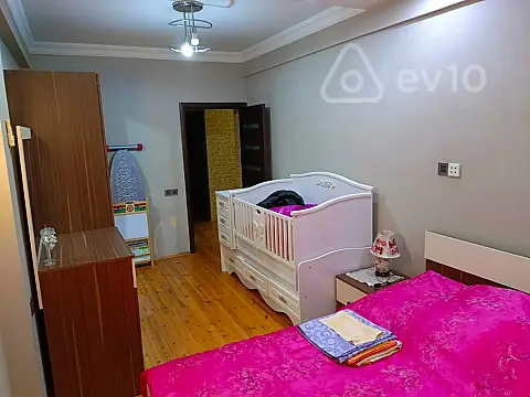 Kirayə verilir 2 otaqlı yeni tikili 50 m²