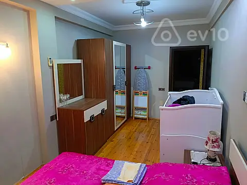 Kirayə verilir 2 otaqlı yeni tikili 50 m²