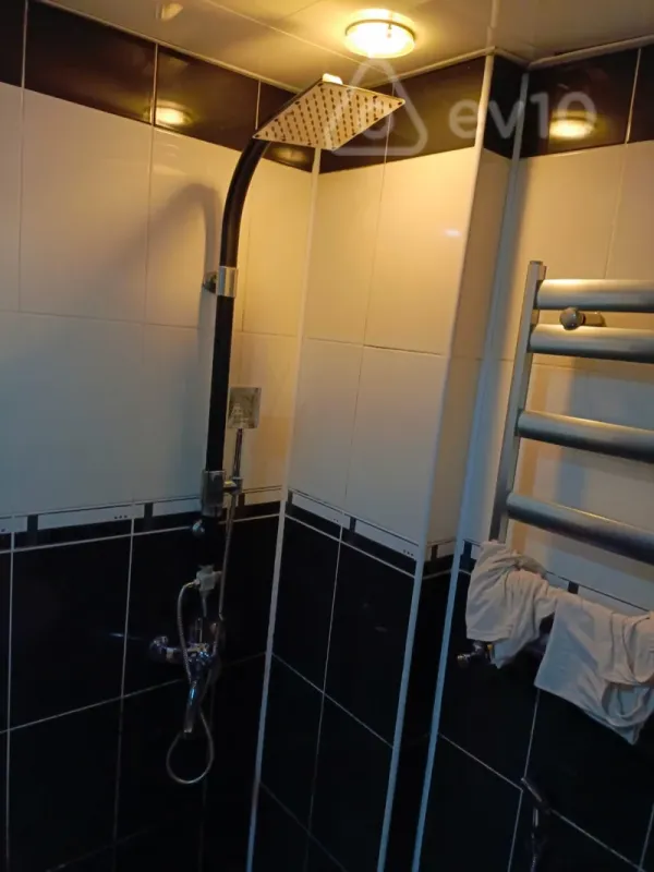 Kirayə verilir 2 otaqlı yeni tikili 50 m²