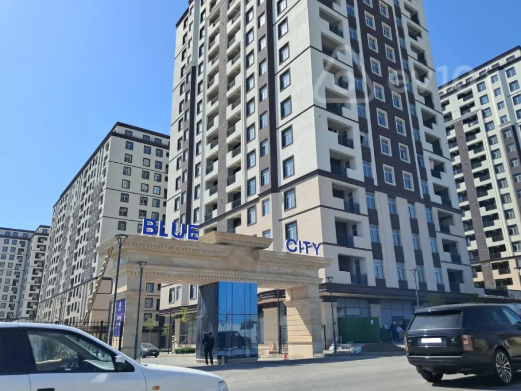 Satılır 3 otaqlı yeni tikili 107 m²