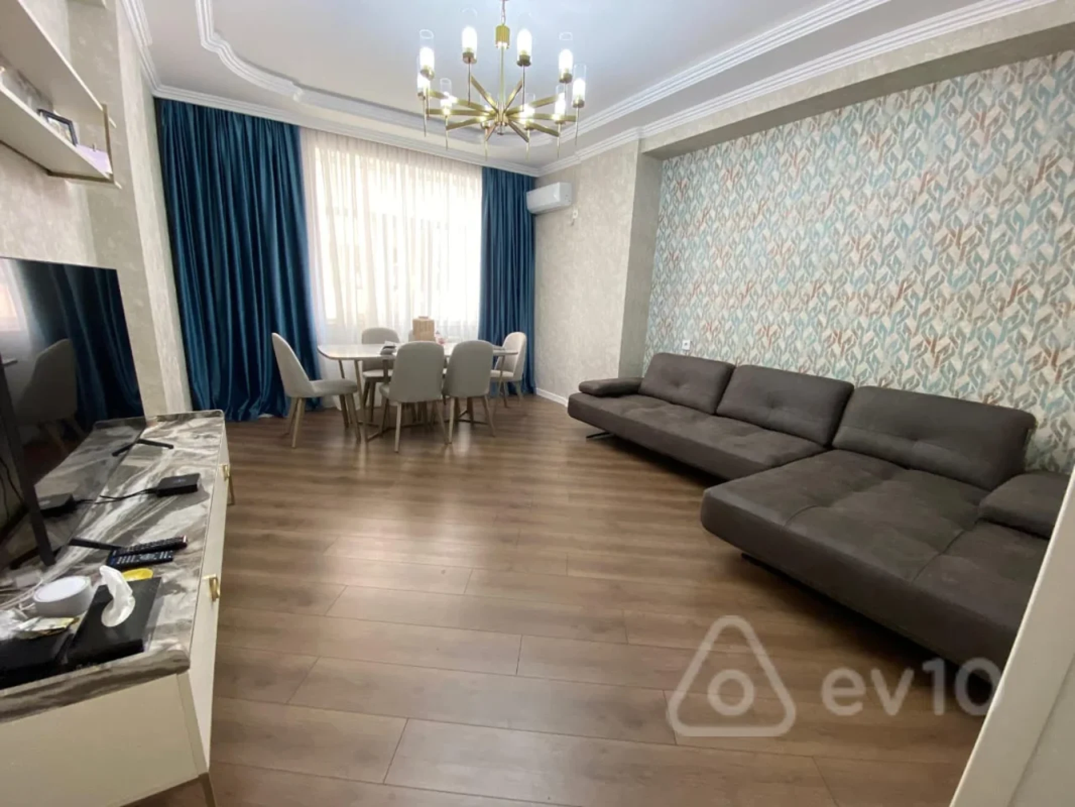 Satılır 3 otaqlı yeni tikili 115 m²