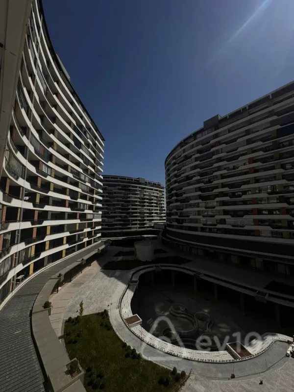 Kirayə verilir 2 otaqlı yeni tikili 85 m²