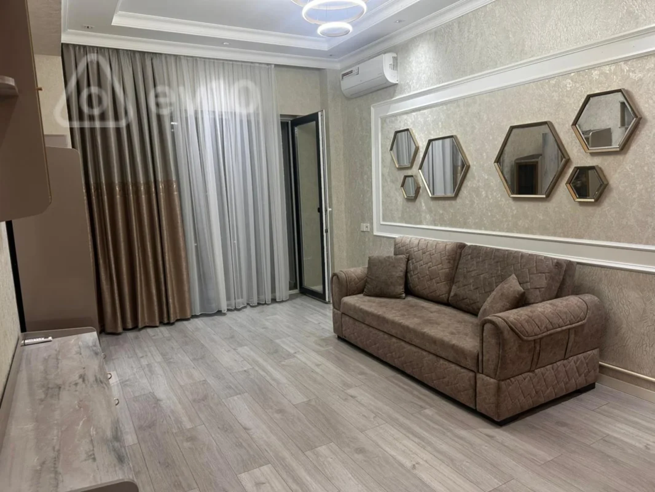 Kirayə verilir 2 otaqlı yeni tikili 85 m²