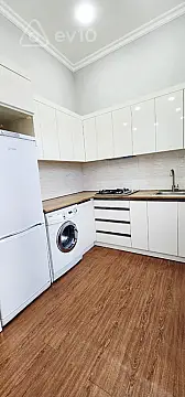 Kirayə verilir 3 otaqlı yeni tikili 70 m²