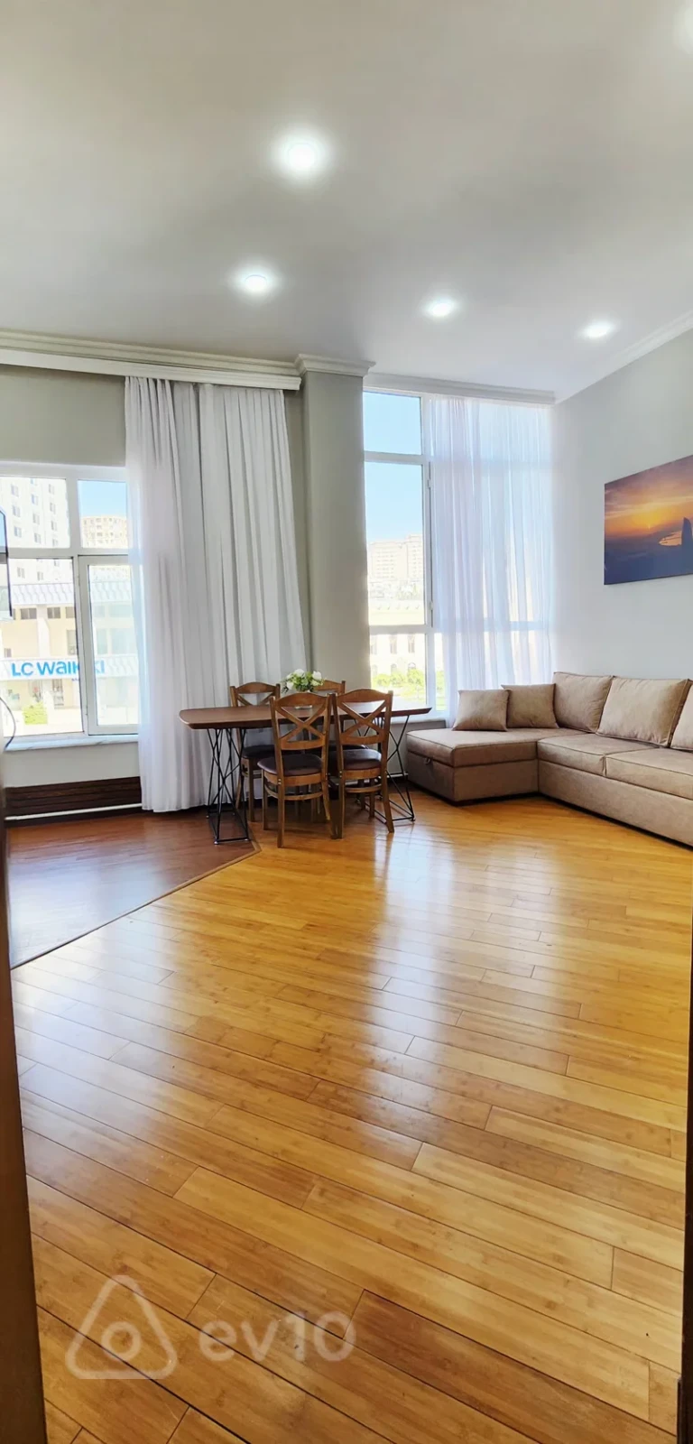 Kirayə verilir 3 otaqlı yeni tikili 70 m²