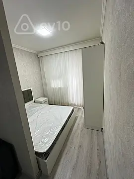 Kirayə verilir 2 otaqlı köhnə tikili 55 m²