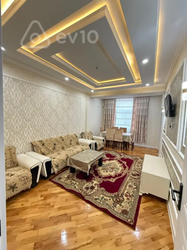 Kirayə verilir 3 otaqlı yeni tikili 80 m²