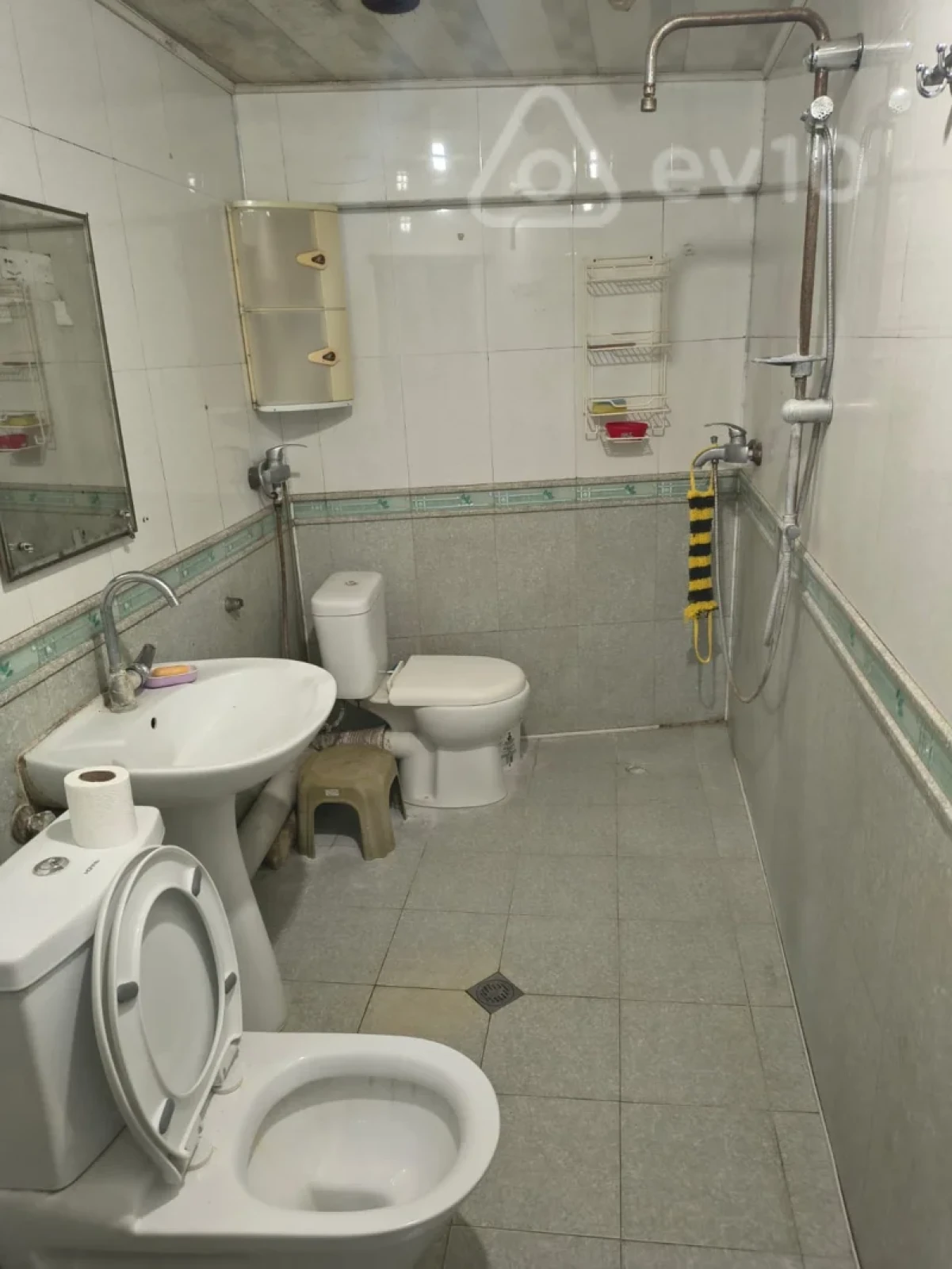 Kirayə verilir 3 otaqlı həyət evi 90 m²