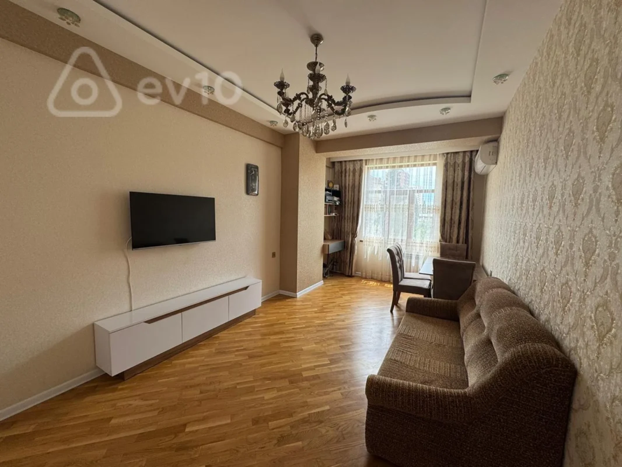 Kirayə verilir 2 otaqlı yeni tikili 65 m²