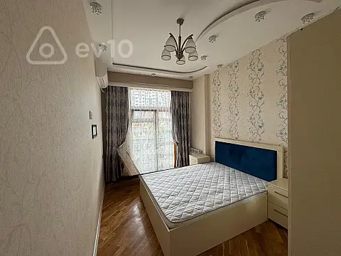 Kirayə verilir 2 otaqlı yeni tikili 65 m²