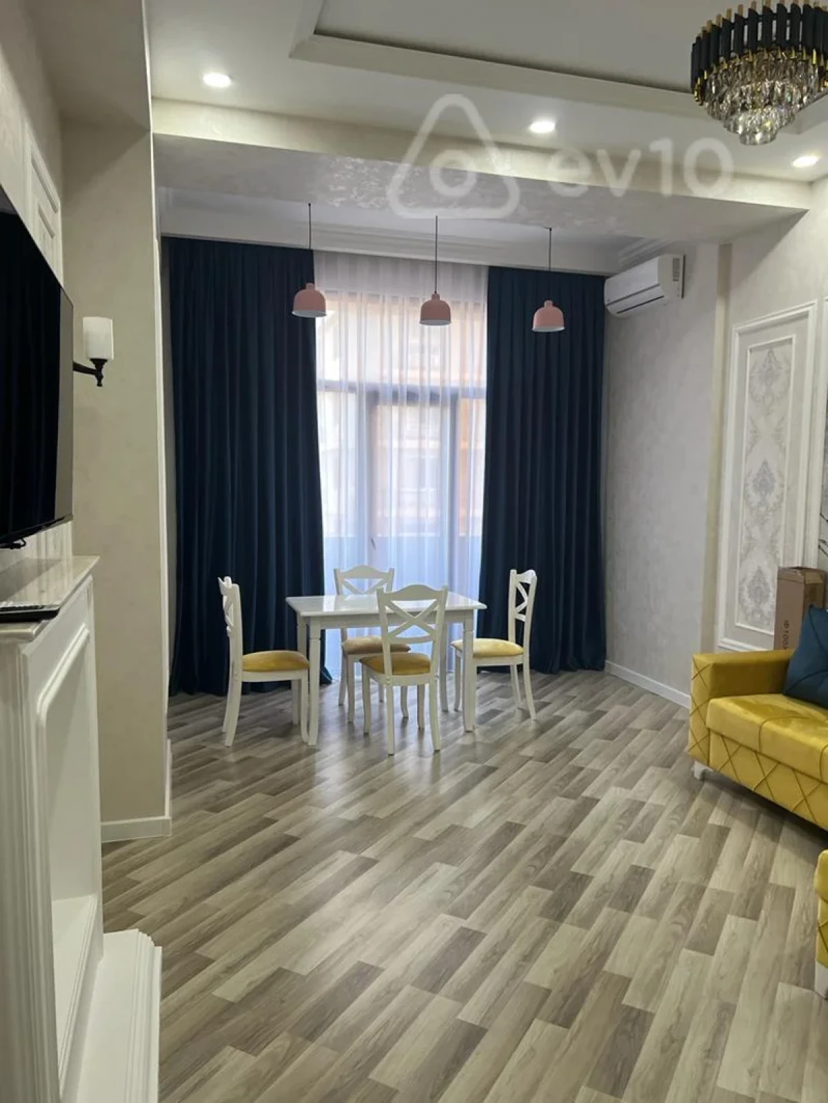 Kirayə verilir 2 otaqlı yeni tikili 67 m²