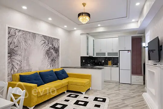 Kirayə verilir 2 otaqlı yeni tikili 67 m²