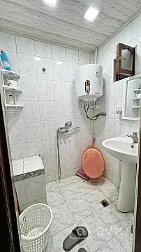 Kirayə verilir 3 otaqlı köhnə tikili 65 m²