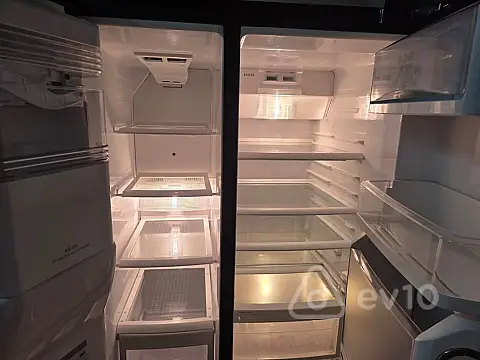 Kirayə verilir 2 otaqlı yeni tikili 100 m²