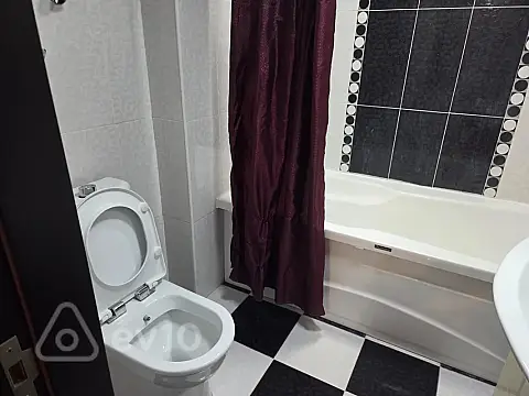 Kirayə verilir 2 otaqlı yeni tikili 100 m²