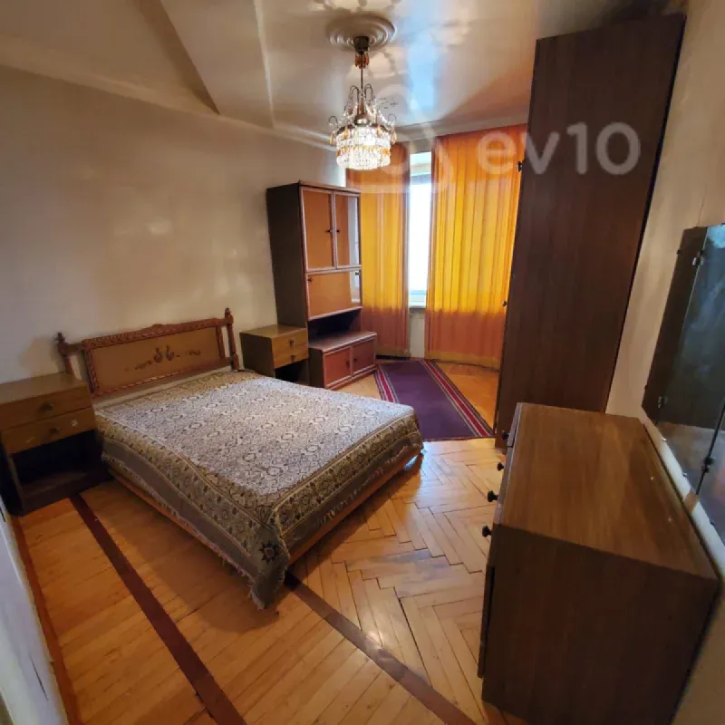 Kirayə verilir 3 otaqlı köhnə tikili 72 m²