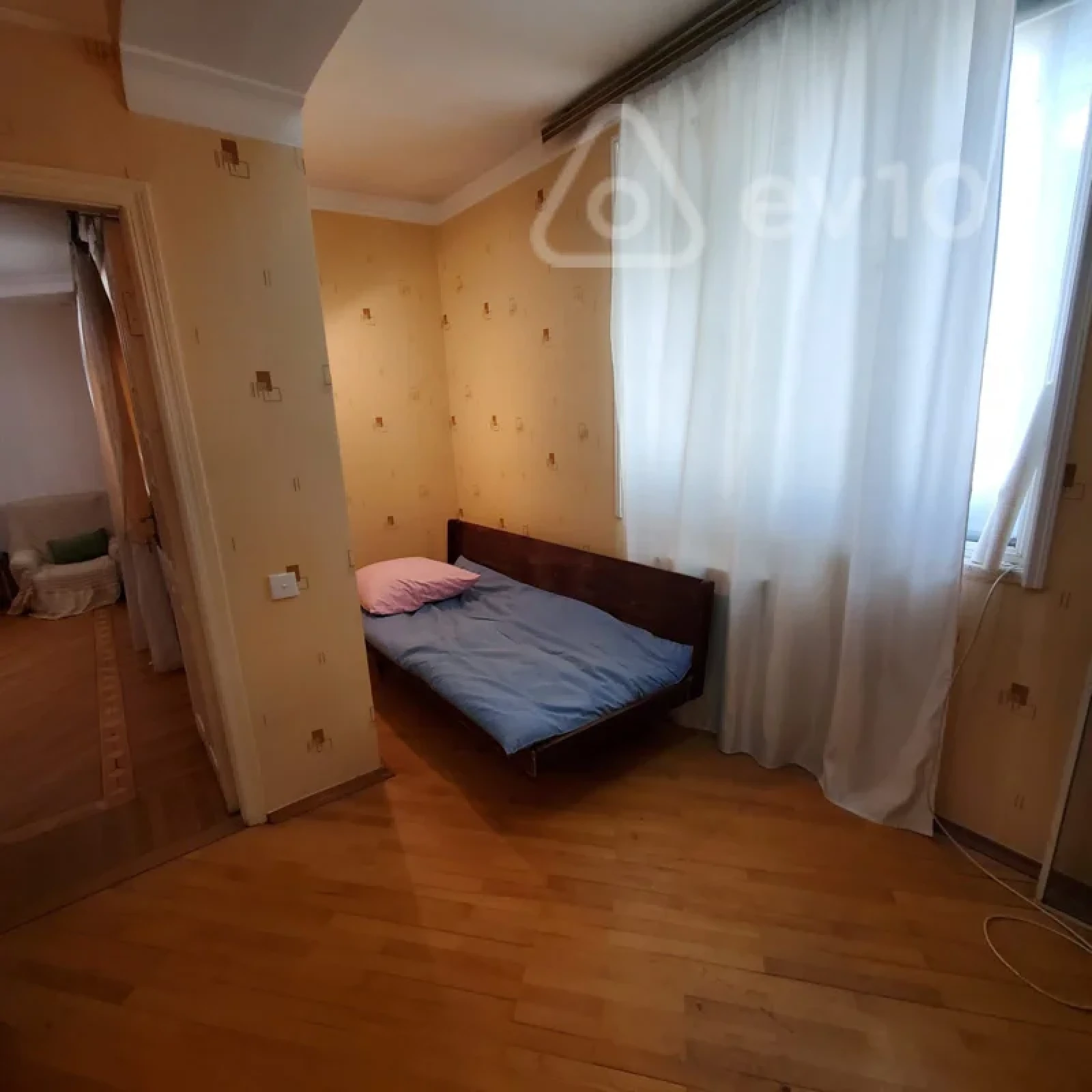 Kirayə verilir 3 otaqlı köhnə tikili 72 m²