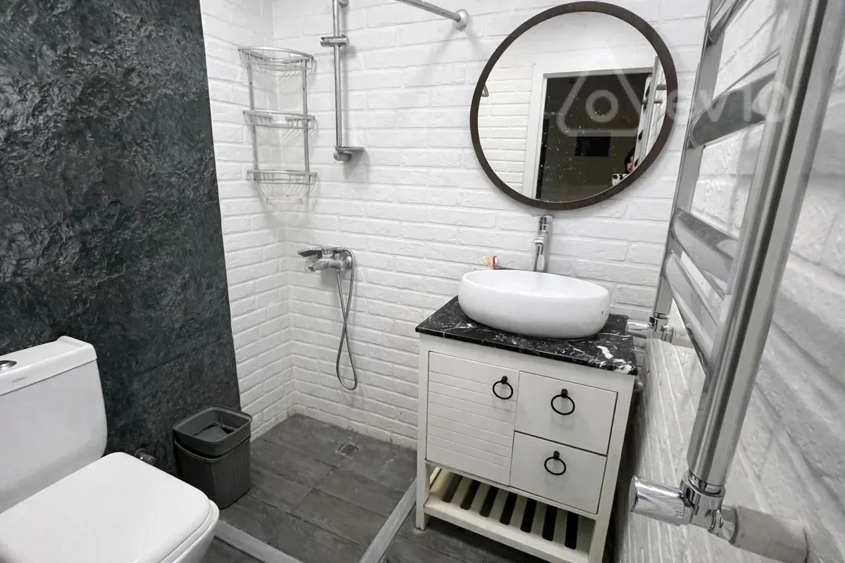 Satılır 3 otaqlı köhnə tikili 55 m²