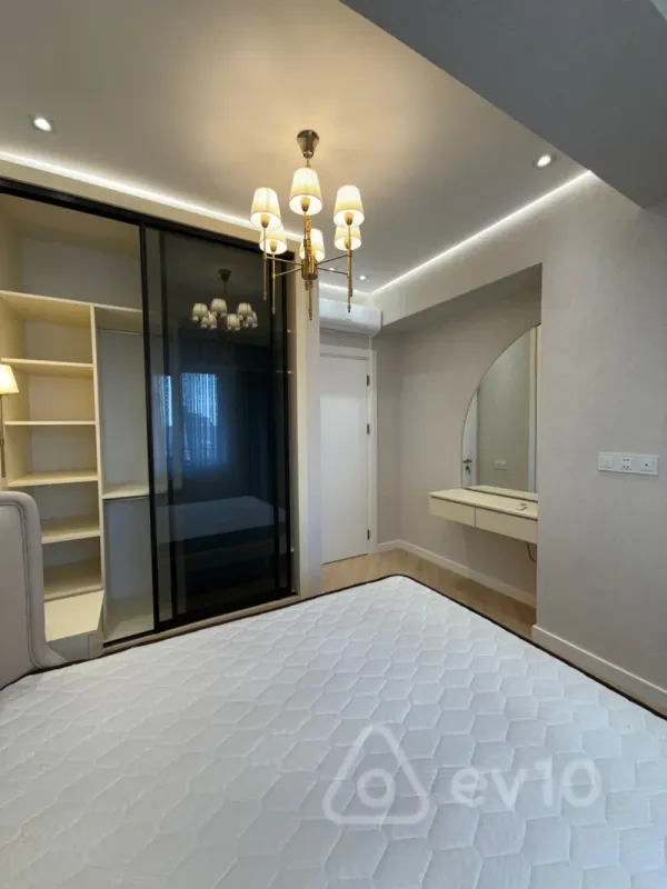 Kirayə verilir 2 otaqlı yeni tikili 67 m²