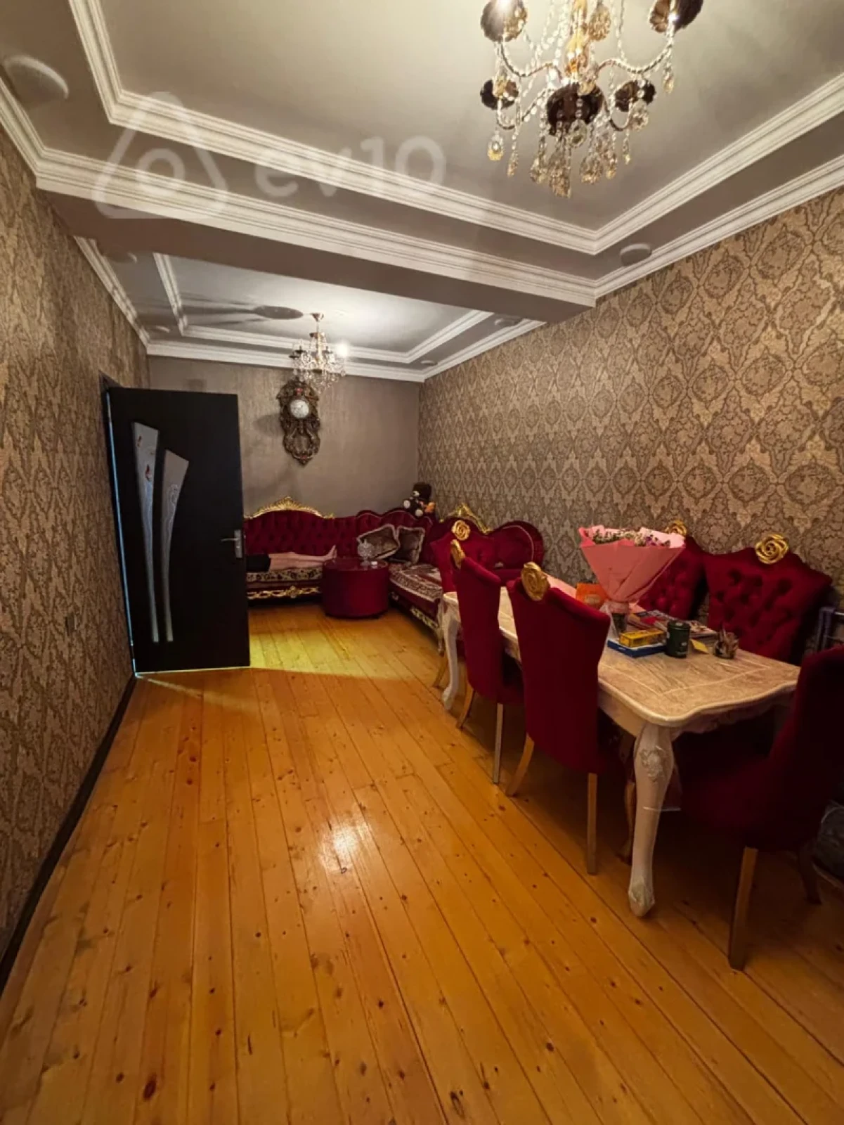 Kirayə verilir 3 otaqlı yeni tikili 90 m²