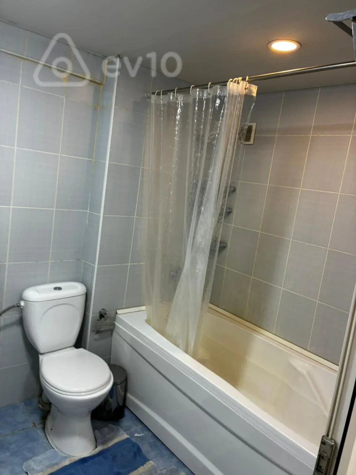 Kirayə verilir 1 otaqlı köhnə tikili 42 m²