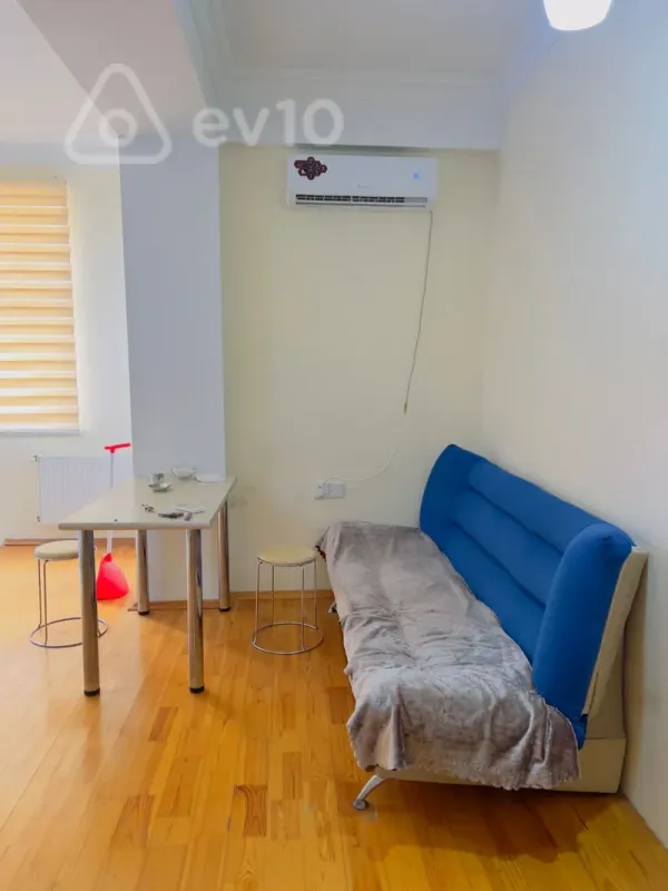 Kirayə verilir 2 otaqlı yeni tikili 48 m²
