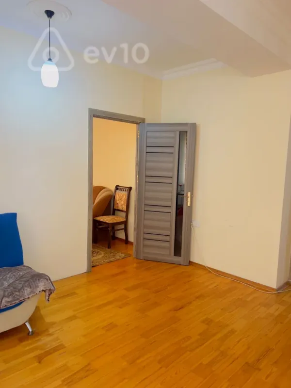 Kirayə verilir 2 otaqlı yeni tikili 48 m²