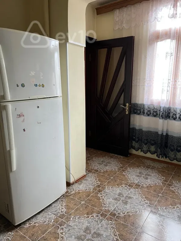 Kirayə verilir 3 otaqlı yeni tikili 60 m²